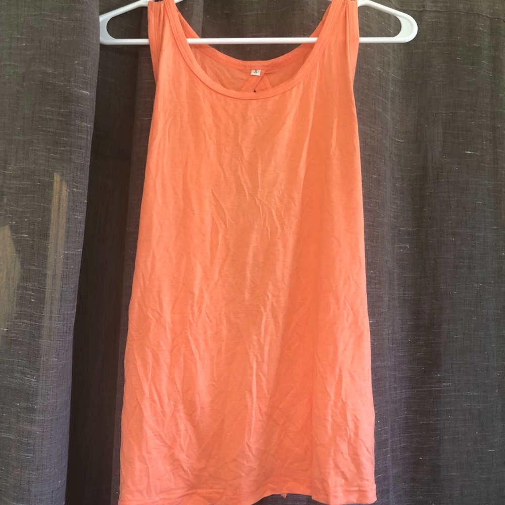 Workout tank top